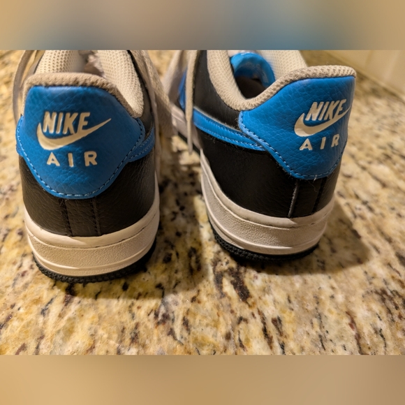 Nike Air Force Low GS Black Light Photo Blue Size 4Y - Picture 4 of 10